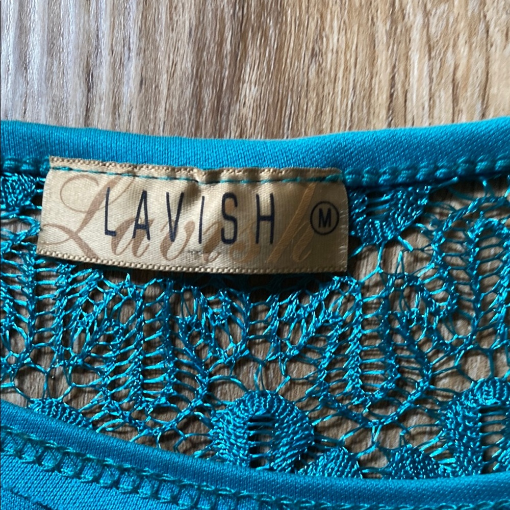 Lavish Blue Ruffled Sleeveless Blouse. This blouse teal color Vintage Y2K - Picture 2 of 7